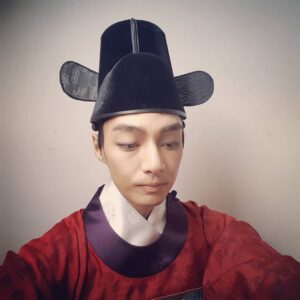 Kim Joon Instagram - #변신중 그러하오
 #여도 #신숙주 #김준