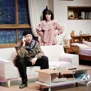 Kim Ju-yeon Instagram - 시간이 어지러울 만큼 빠르게 흘러가네요 .

2023년 참 감사했습니다. 사랑 가득했던 한 해였어요. 요즘 더더욱 시간에 대한 감사함과 저에게 주어진 추억에 대한 소중함을 느끼고 있어요.
2024년은 더 쏜살같이 흘러가겠지만, 하나하나 마음에 소중하게 담아두면서 살아갈게요.
다들 건강 조심! 마음 조심! 잘 다독이면서 살아가자구요!