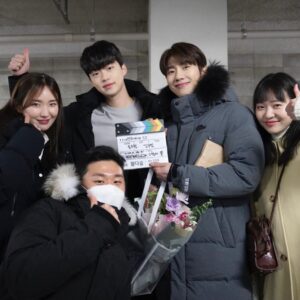 Kim Kang-min Instagram - “나의 별에게”
S2 방영까지 마무리가 됐습니다. 

지금까지 올 수 있었던 이유들 중 큰 이유는 팬분들의 아낌없는 응원과 지지가 있었기에 가능했다고 늘 인지하고 있습니다 감사합니다. 최고👍🏻👍🏻
또한 S1 보다 더욱 잘 만들어지길 끊임없이 고민하고 고민한 감독님,작가님,배우분들, 그리고 추운 날씨 속에서 애써주신 스탶분들까지 모두 빠짐없이 나별팀 최고👍🏻 
지금까지 나의별에게를 사랑해주시고 잊지 못할 또 하나의 선물을 만들어주신 모든 분들께 다시 한 번 감사드립니다.
그리고 동행하는 미스틱은 늘 최고👍🏻👍🏻👍🏻👍🏻👍🏻

이상 보시다시피 한지우이었습니다…