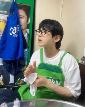Kim Ki-hae Instagram - 장발을 포기한 이유.JPG