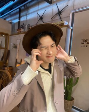 Kim Ki-hae Instagram - 내꿈은 카우보이였어🤠🐎