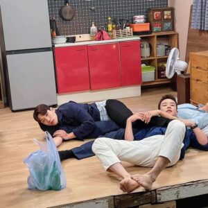 Kim Kyung-nam Instagram - 서방들 합체!
#오케이광자매
오늘도 본방사수!!!♡