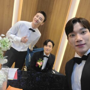 Kim Kyung-nam Instagram - 한예슬 장가가던 날.

#오케이광자매
다음주는 올림픽 중계로 인해
일요일 밤 10시에 만나요!!!^^
