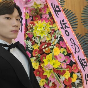 Kim Kyung-nam Instagram - 한예슬 장가가던 날.

#오케이광자매
다음주는 올림픽 중계로 인해
일요일 밤 10시에 만나요!!!^^