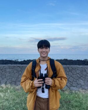 Kim Min-cheol Instagram - #웰컴투삼달리 #메리크리스마스 #산타기다리는중
