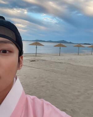 Kim Min-ki Instagram - 빼꼼