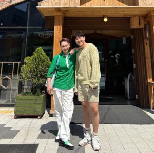 Kim Min-seok Instagram - 반가웟어요 형!🌿 @hoyhoyoung