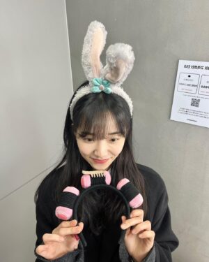 Kim No-jin Instagram - 이제 길거리에서 도넛 못 먹어
