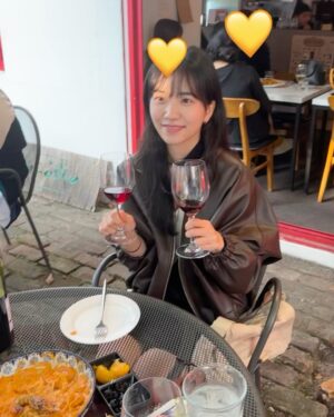 Kim No-jin Instagram - ㅠ ㅠ💛