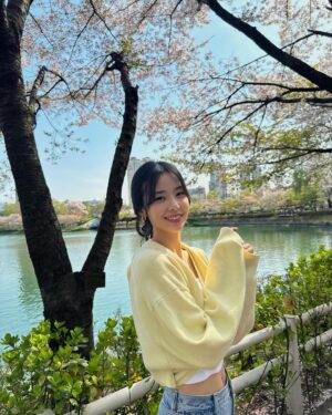 Kim Sae-yeon Instagram - 🌸