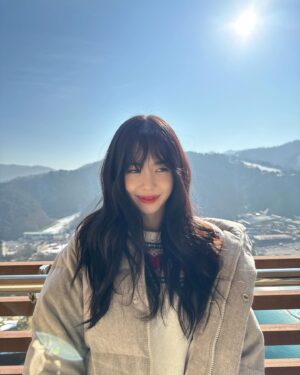 Kim Sae-yeon Instagram - 🤍