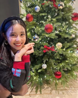 Kim Sae-yeon Instagram - Merry Christmas♥️