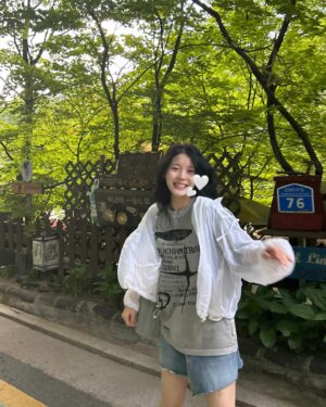 Kim Seo An Instagram - 여름 모음집🍀🌽