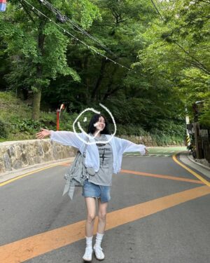 Kim Seo An Instagram - 여름 모음집🍀🌽