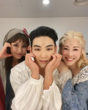 Kim So-hyang Instagram - 매일매일 연습하고 발전하는 너를 무대에서 만나는 건 
정말 행복한 일이었어. 

누나 항상 따르고 예뻐해줘서 고마워 🩷
너의 빛나는 미래를 응원해 
누나 잔소리 참느라 수고했오 ㅎㅎㅎㅎㅎ
너와 공연일때 극장 오는게 즐거웠어 🥹

@this_is_baekho  랑 막공 with 
@princess_yoon 
 #백호#윤공주#김소향#향마리#백르젠#공그리드#마리앙투아네트