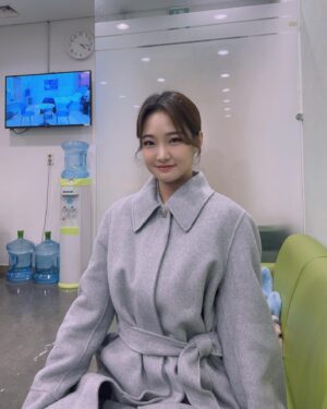 Kim Sol-bi Instagram - @mariluz_official_ 
이뿐 옷 감사합니댜😆💕