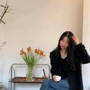 Kim Sun-a Instagram - 👾👾👾