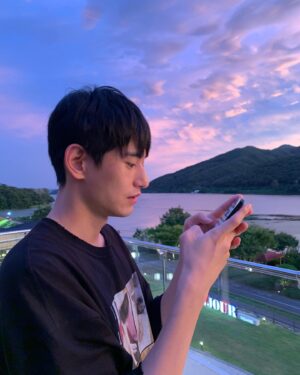 Kim Tae-hwan Instagram - 하늘사진 자랑중(ू˃o˂ू)