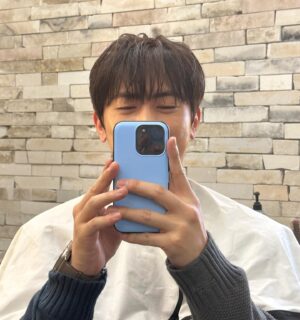 Kim Won-hun Instagram - 2023년 행복했어
나를 사랑하는 내가 사랑하는 사람들 덕분에