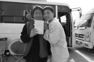 Kim Woo-seok Instagram - 겨울 초입에 만나 봄비가 내릴때까지 함께한 군검사 도베르만
잊지못할 추억 조각들 만들어주셔서 
정말 감사했습니다 ❤️
#군검사도베르만 #노태남 #진짜끝 ㅠㅠㅠㅠㅠㅠㅠㅠ