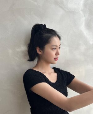 Kim Ye-ji Instagram - @laterrea_official_ 🖤
