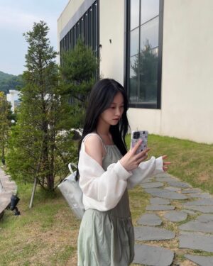Kim Yi-kyeong Instagram - 여름향기 🌱