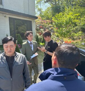 Kim Young-cheol Instagram - 오늘밤 8시50분 #플레이어2 5화.
네? 김영철이 나온다고요??정말요? 카메오에요?
 #송승헌 하고 부딪히는 장면이 나오나요?
일단 한번 보자고요.