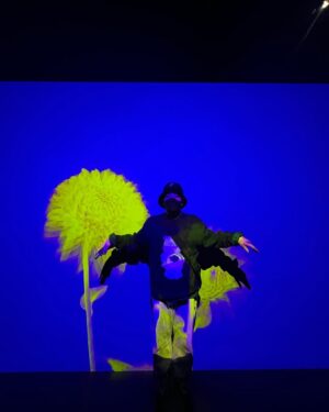 Kim Young-woon Instagram - 한마리 나비처럼~~