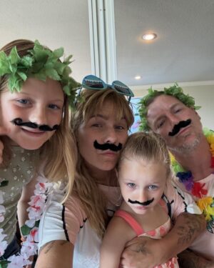 Kimberly Caldwell Instagram - Hottest and most dedicated Dad award 🏆
