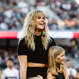 Kimberly Caldwell Instagram - Core memories were made. 
🌈
So proud of my Harlow who helped Mommy sing the Canadian anthem last night repping her duel Citizen status for @lafc at #pride🌈 night with my angel @mikalahgordon crushing the US anthem. #lovewins 📷 @imadshoots