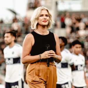 Kimberly Caldwell Instagram - Yesterday was a family occasion. Honored to sing and even brought @nbccalive to my favorite place in LA to celebrate my hubby. @lafc ⚽️ 🎙 @jordancharvey 📷 @imadshoots