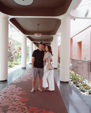 Kimberly Guerrero Instagram - from Oahu with Love

Celebrated a decade of marriage in paradise this past week. 10 years later and I love you more everyday. Tears were definitely shed when he got down on one knee again -> for some new sparkle