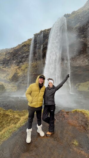 Kimberly Guerrero Instagram - To our next adventure Valentine 🫶🏻

#iceland #skogafoss #wandermore