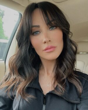 Kimberly Guerrero Instagram - blaming Anne Hathaway for the bangs⚡️