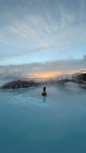 Kimberly Guerrero Instagram - Dreamy Iceland 
📍: Blue Lagoon, Iceland