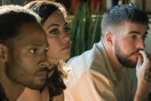 Kimberly Laferriere Instagram - Fugueuse ou « Runaway » est maintenant disponible sur Netflix ! Fugueuse is now available on Netflix worldwide! I’m always so proud of the work I do in Qc and I’m really excited to be able to share this not only entertaining, but also thought provoking and impactful TV Series with my English speaking friends! Finally bridging the gap between my worlds. ❤️