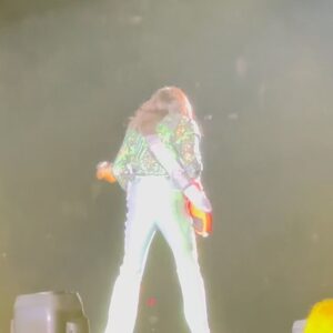 Kimrie Lewis Instagram - The greatest. @earthwindandfire.