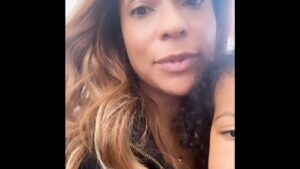 Kimrie Lewis Instagram - My apology for Mariah’s concert
