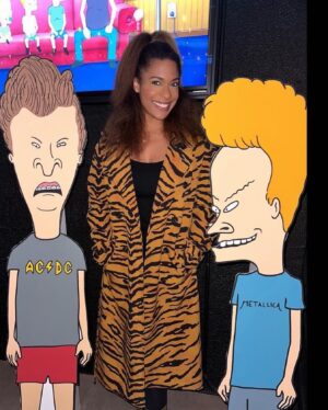 Kimrie Lewis Instagram - Hear that?? That’s me playing Cody’s Mom on an all-new @beavisandbutthead episode & living out a childhood dream at the same damn time! Shout out to  @realmikejudge @real_timmeadows & the whole @beavisandbutthead fam for this fun (and FUNny) episode. Watch it now on Paramount  ! #Boing