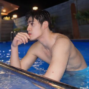 Kimson Tan Instagram - 🫰🏻