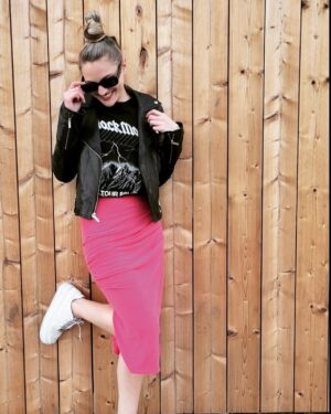 Kirby Bliss Blanton Instagram - Pink like Kirby 💟

 📸@aylak - My Forever Photographer
