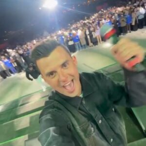 Kirill Turichenko Instagram - Вот это любовь!!! 🤩

Казань, кто был сегодня с нами?!

#Иванушки