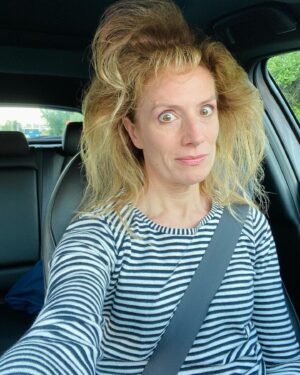 Kirsten Nelson Instagram - Please don’t question my sanity for dressing like this. Instead pop over to @peacocktv and watch our latest @psychpeacock installation to find out WHY THIS MAKES SO MUCH FREAKING AWESOME SENSE. From the anonymity of the trailers to being a hazard to myself while driving home (my hair brushed the car ceiling every time I had to check my blind spot…), this was welcome fun for #ThisIsGus!!