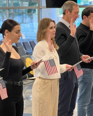 Kirsten Zien Instagram - We did it Joe 🇺🇸