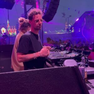 Kirsten Zien Instagram - EDC 🪩 The Happiest Place on Earth 🌟✨