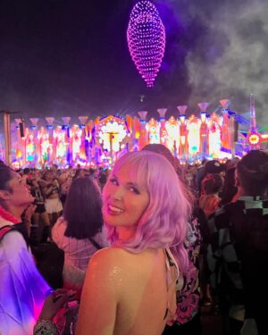 Kirsten Zien Instagram - EDC 🪩 The Happiest Place on Earth 🌟✨