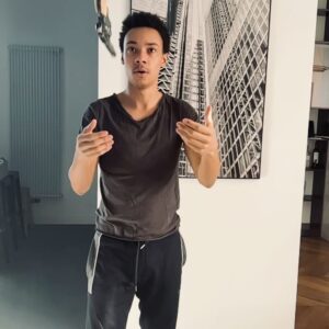 Kit Young Instagram - That’s a wrap on S2 of @shadowandbone Been working on a couple different projects in Budapest this year (talk about those another time) It’s been pretty crazy but it’s all finished now. And very excited for you all to see what’s in store! All the love to all involved and thank you to everyone for all their hard work and support! See ya soon!