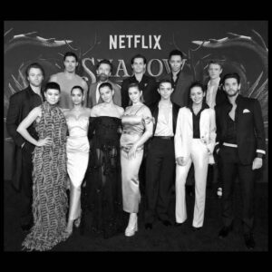 Kit Young Instagram - Words cannot describe how I feel about these people… but I’ll try. It’s been a long time coming and not everybody could be there but this is the largest gathering by far that we’ve been able to have. The talent, the generosity and love of this cast and crew. We’re all so excited for you to see Season 2! 1 more week to go! Thank you to all the fans and to all you who watch on @netflix

Special thanks to @olgatimofejeva @nadiaaltinbas @paulsmithdesign @jimmychoo @tagheuer @theresidencyexperience for making me look like a belong in this bunch of superstars!
