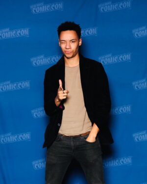 Kit Young Instagram - Thank you New York! What a pleasure to be @newyorkcomiccon with all the amazing creative people who came to see us for @shadowandbone & @theschoolforgoodandevilmovie coming to @netflix 19th October. S&B Season 2 coming 2023!