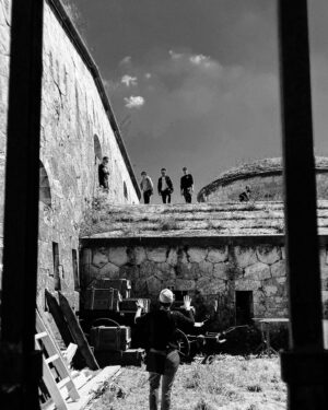 Kit Young Instagram - Thank you for making us #1 around the world! So as a reward have some BTS from Season 2 (Part I)